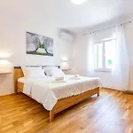 Peaceful Murvica Pool, Garden, And Modern Comfort - Two Bedroom With Private Pool Apartamento *