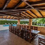 Peaceful Murvica Pool, Garden, And Modern Comfort - Two Bedroom With Private Pool