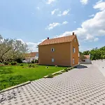 Appartement Peaceful Murvica Pool, Garden, And Modern Comfort - Two Bedroom With Private Pool